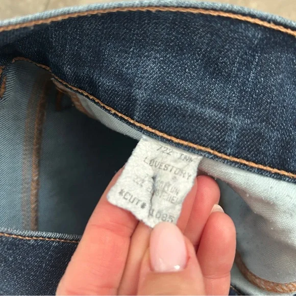 J Brand love story dark wash flare denim mid rise jeans 30 - Picture 6 of 7